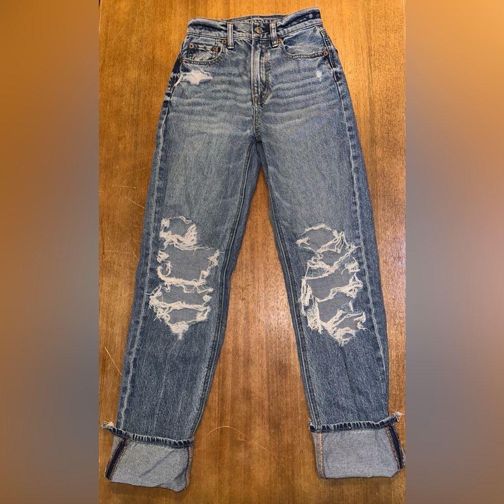 American Eagle Outfitters Ripped High Rise Baggy Straight